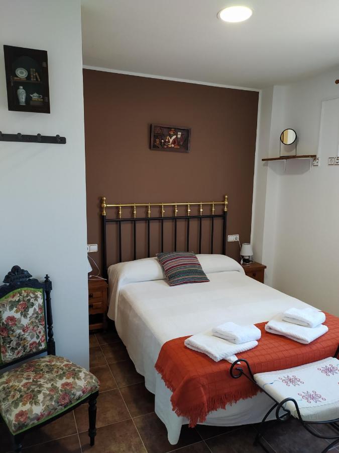 Casa Rural Mi Descanso Valdefuentes de Sangusín Exterior foto