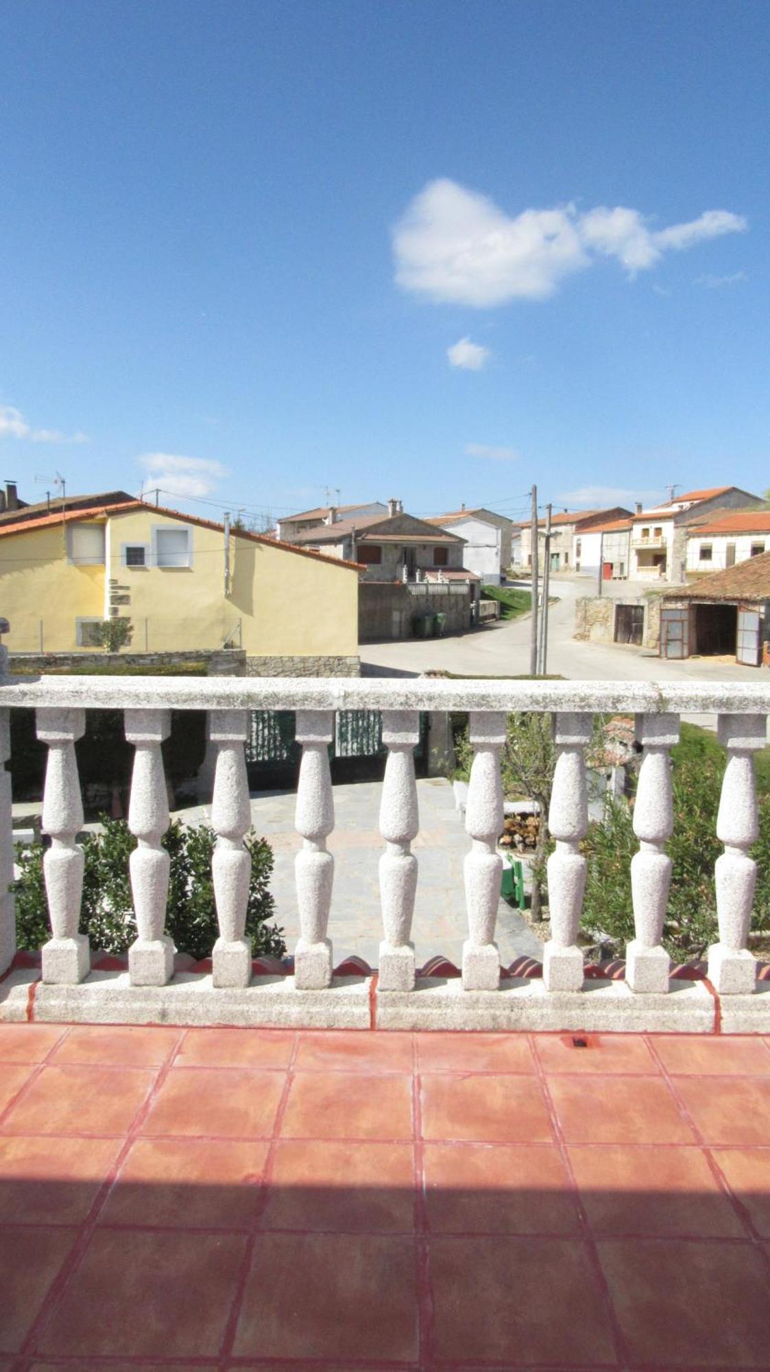 Casa Rural Mi Descanso Valdefuentes de Sangusín Exterior foto